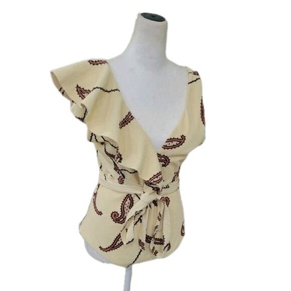 Johanna Ortiz One-Piece Swimsuit Large – Ruffle Detail, Resort‎ Style Designer - Picture 13 of 15